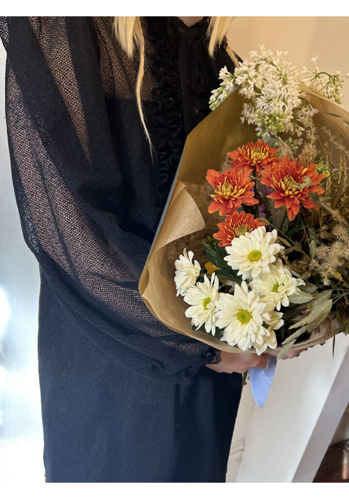 flowers cluny blouse